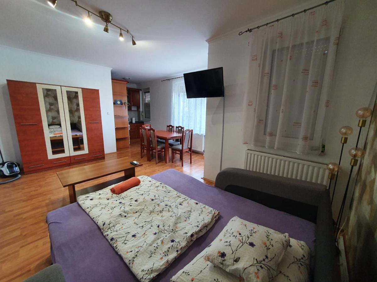 Fischer Apartman 3 Hajduszoboszlo Exterior foto
