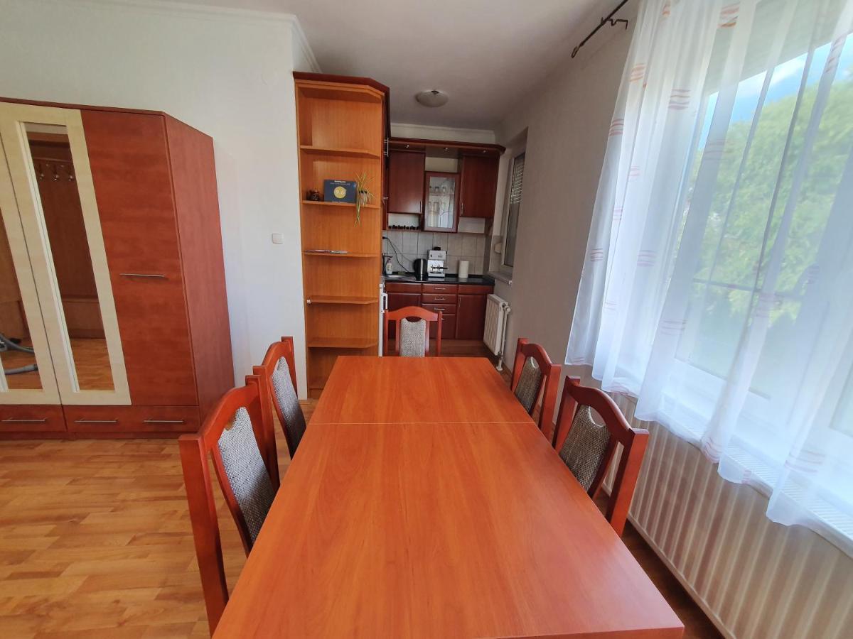 Fischer Apartman 3 Hajduszoboszlo Exterior foto