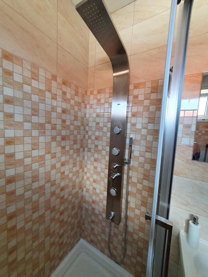 Fischer Apartman 3 Hajduszoboszlo Exterior foto