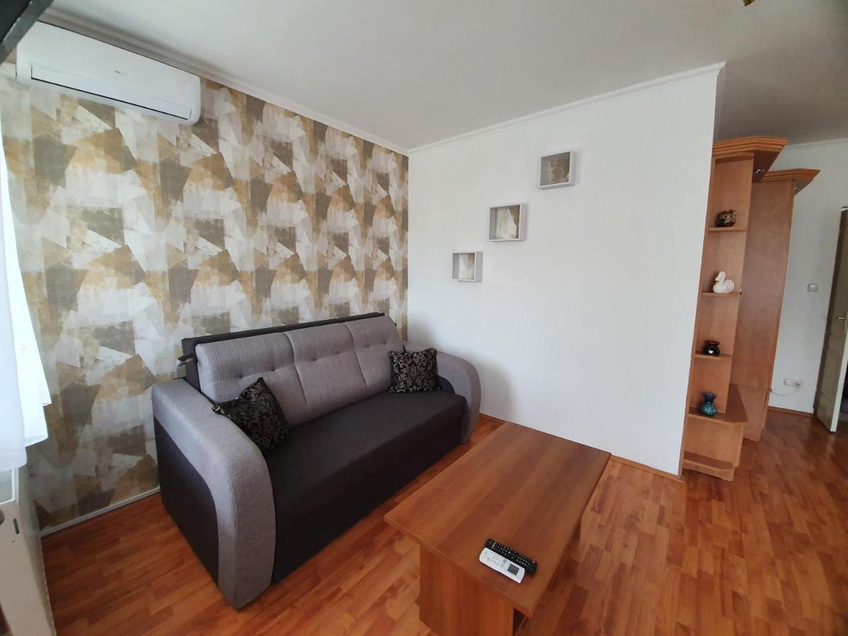 Fischer Apartman 3 Hajduszoboszlo Exterior foto